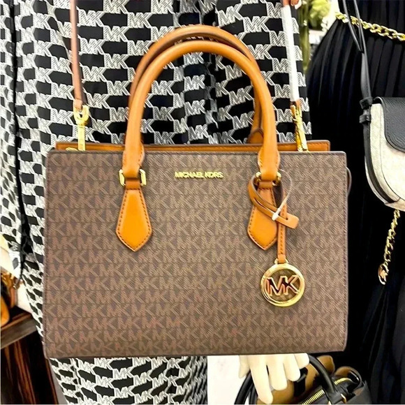 Michael Kors Sheila Medium Center Zip Satchel Bag - Picture 2 of 16